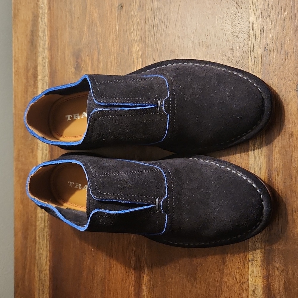 Trask Women’s Avery Slip On Oxford Black Suede with Blue Trim size 7